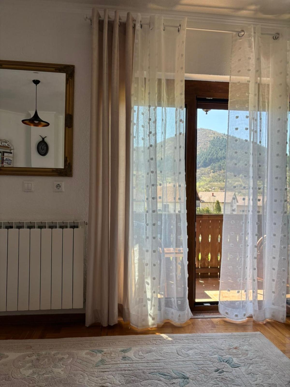 The View Apartment Visoko Ngoại thất bức ảnh